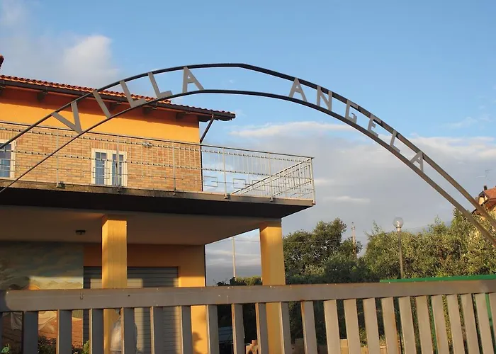 Angela Hétvégi ház *